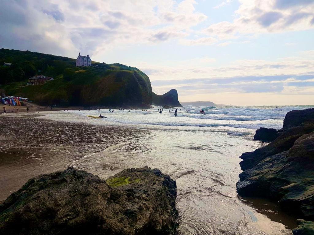Wild Coastal Retreat At Troed Y Rhiw Aberporth, West Wales 빌라 외부 사진