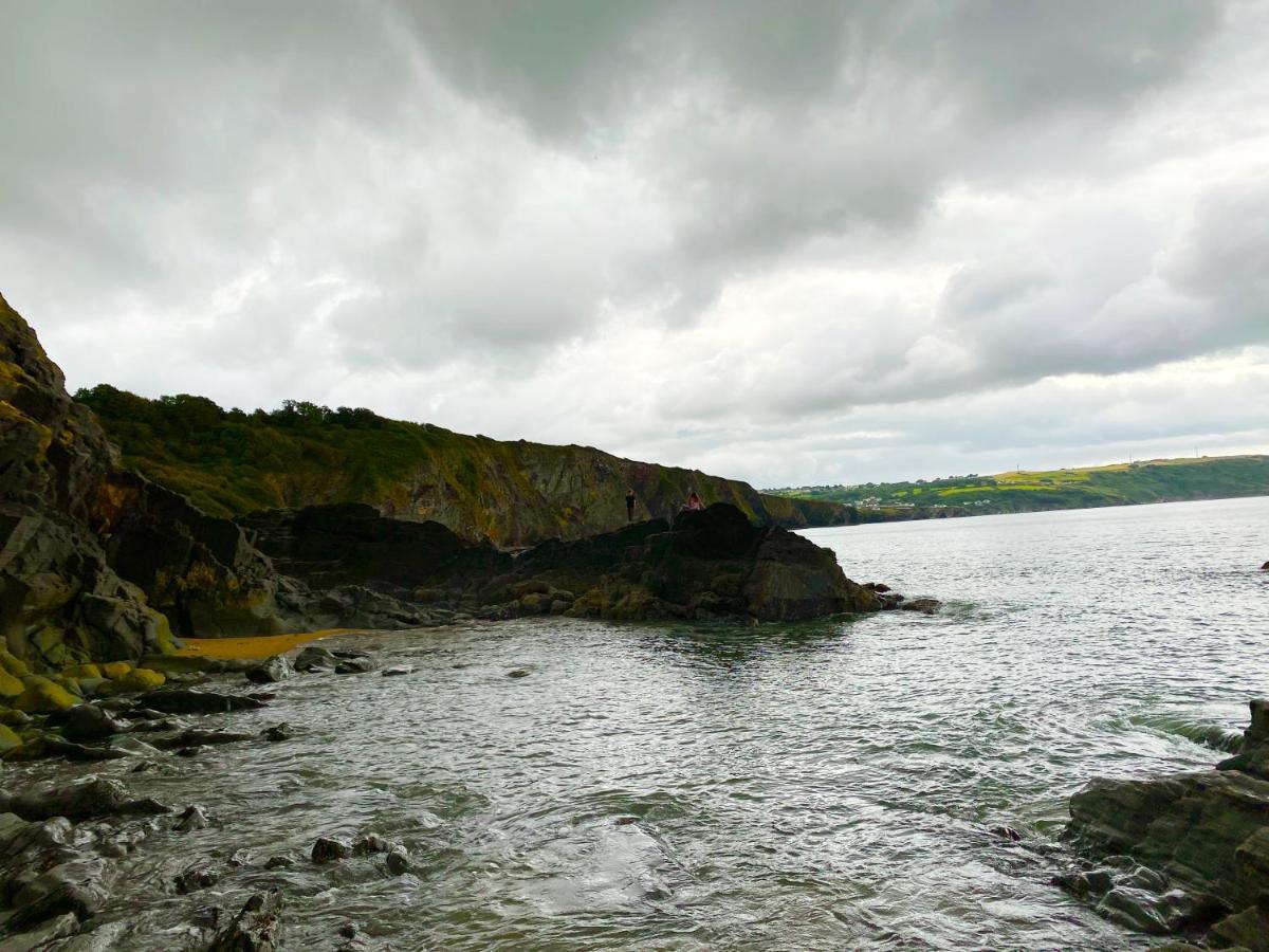 Wild Coastal Retreat At Troed Y Rhiw Aberporth, West Wales 빌라 외부 사진